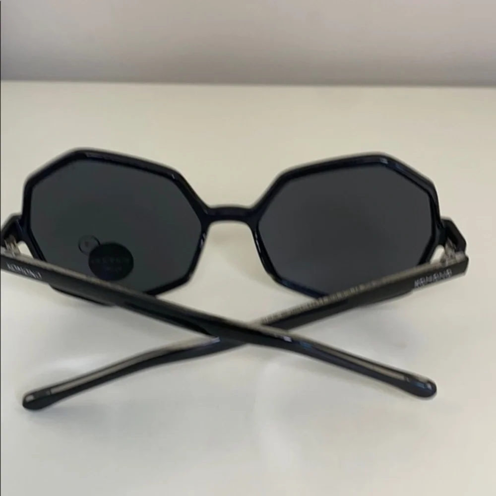 Komono sunglasses offer